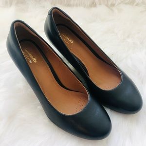 Clarks Wedge Heels size 6